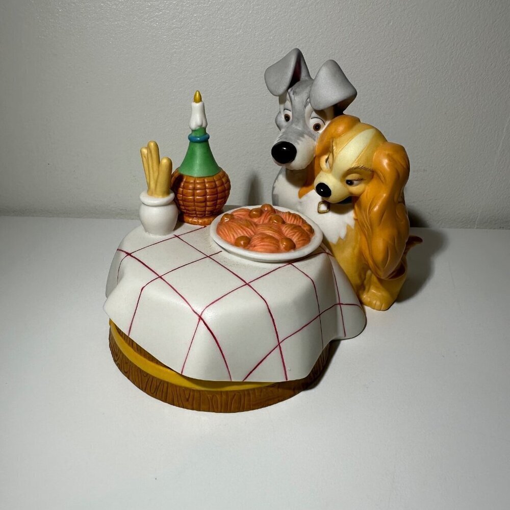 PRECIOUS MOMENTS DISNEY LADY & TRAMP ~YOU MAKE THE ORDINARY EXTRAORDINARY 2012